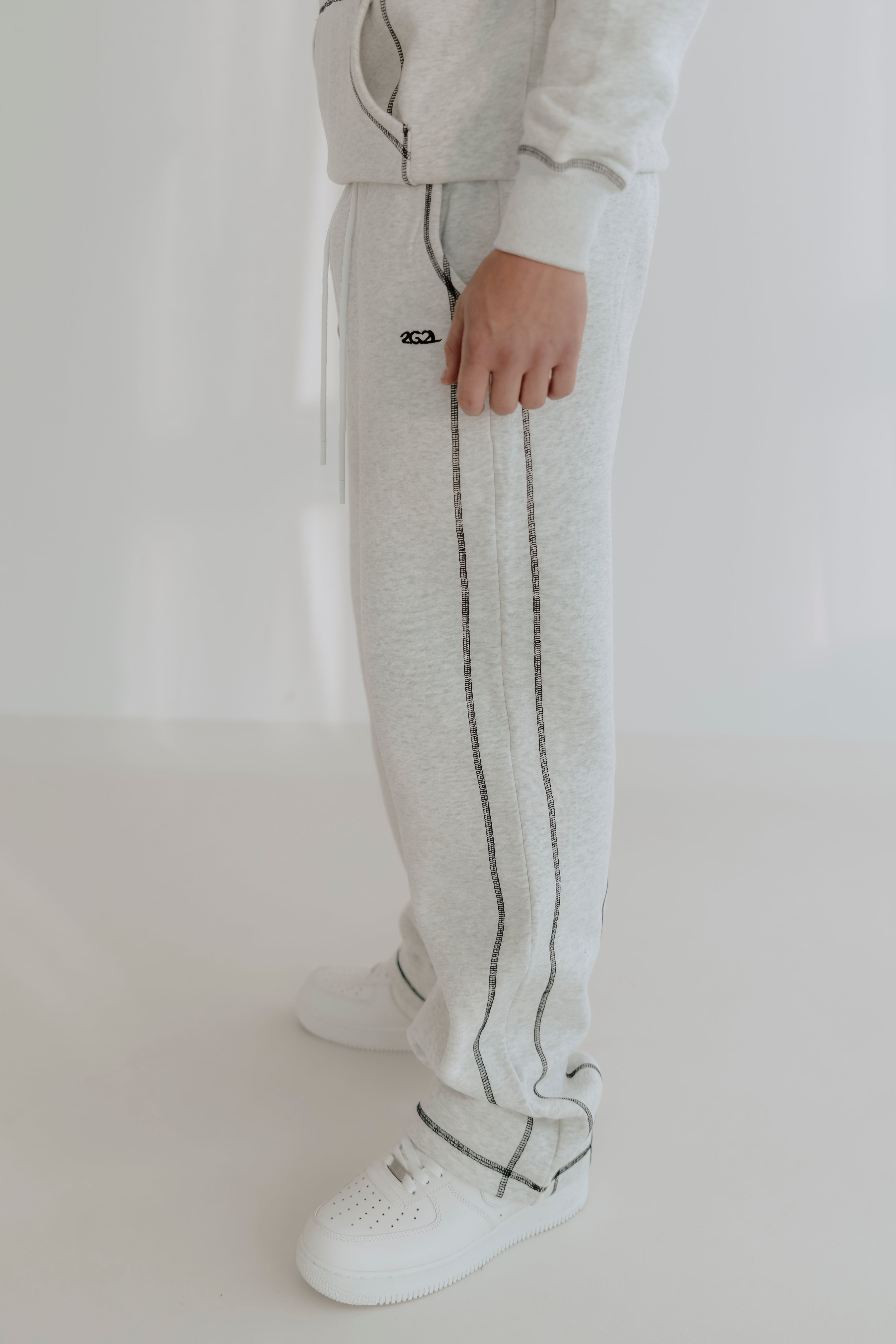 Essential Pants Light Grey