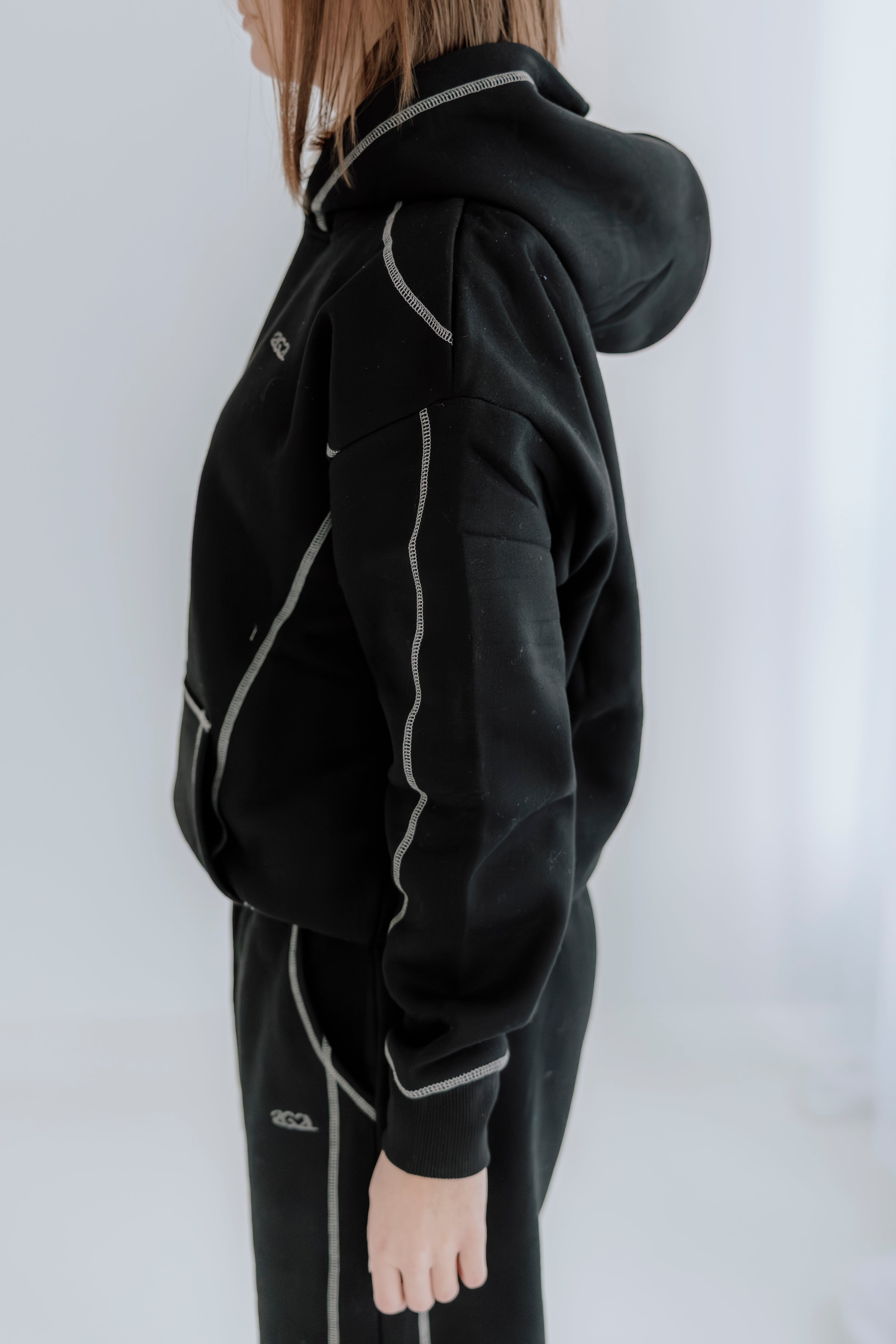 Essential Hoodie Black