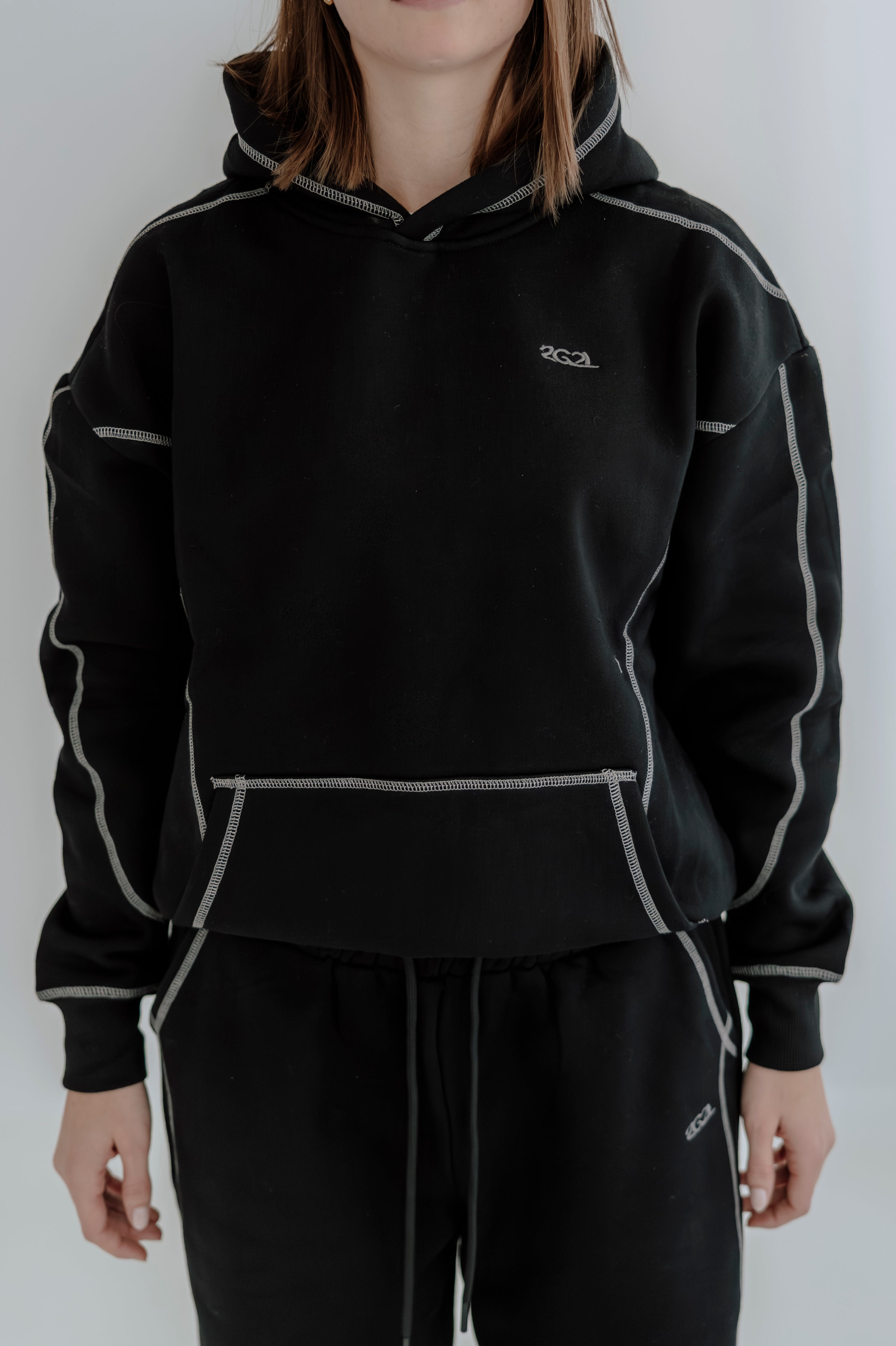 Essential Hoodie Black