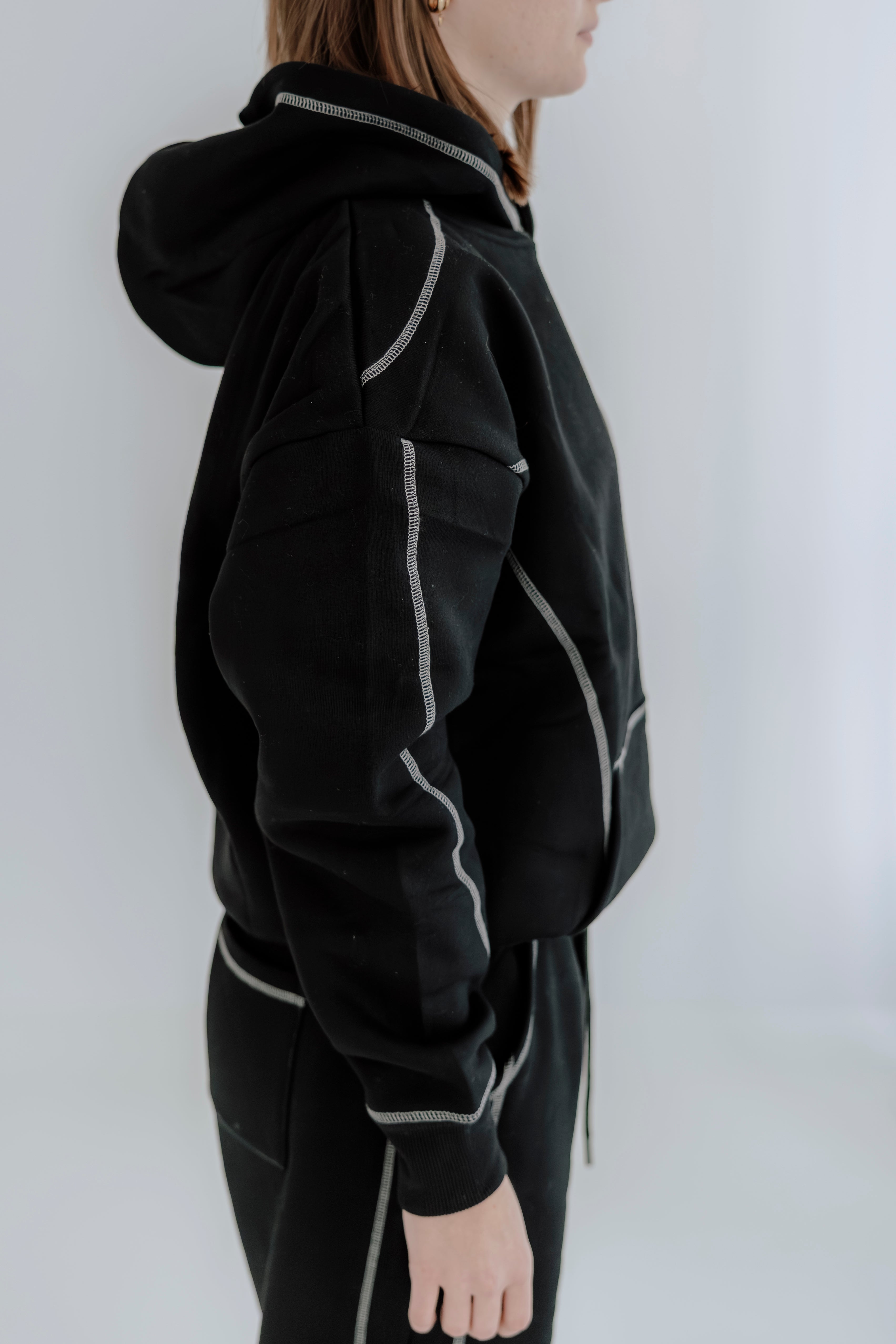 Essential Hoodie Black