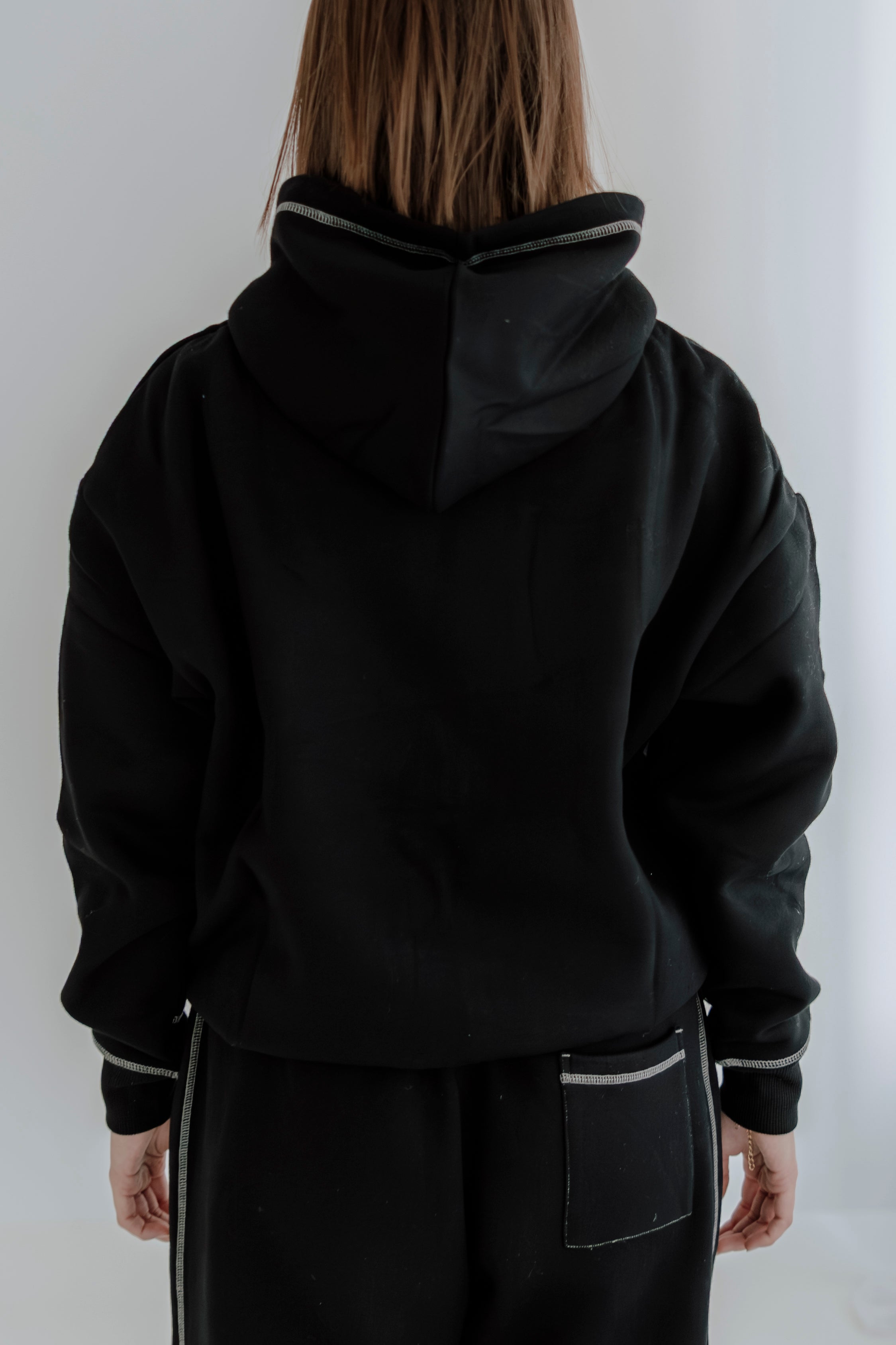 Essential Hoodie Black